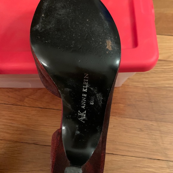 Ann Klein heels - Picture 3 of 3